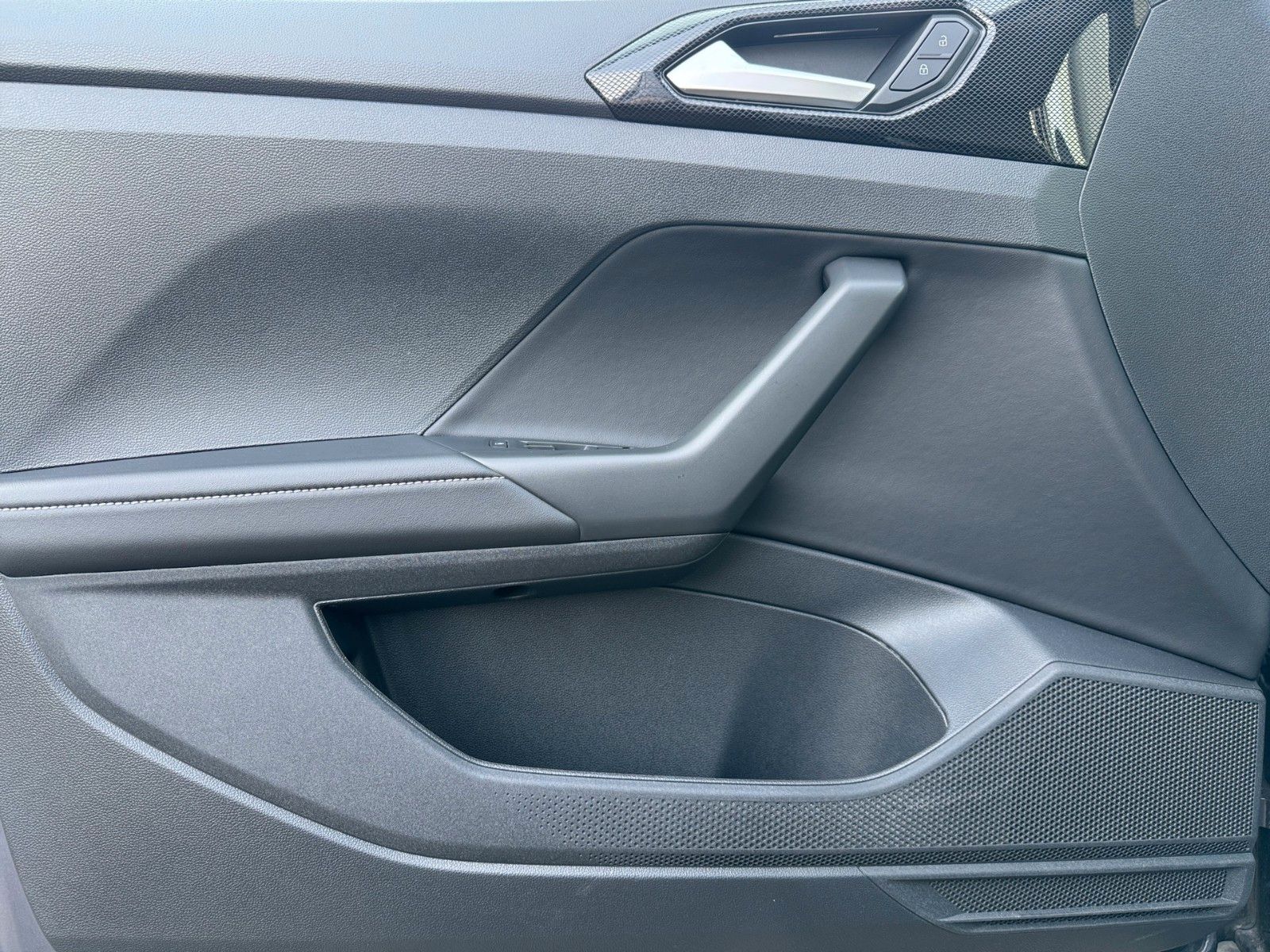 Fahrzeugabbildung Volkswagen T-Cross 1.0 Goal