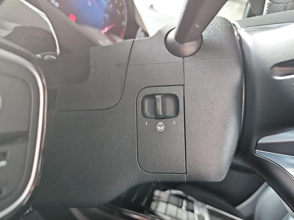 Fahrzeugabbildung Mercedes-Benz A 200 Limousine +AMG+NIGHT+KEYLESS+Standheizung+