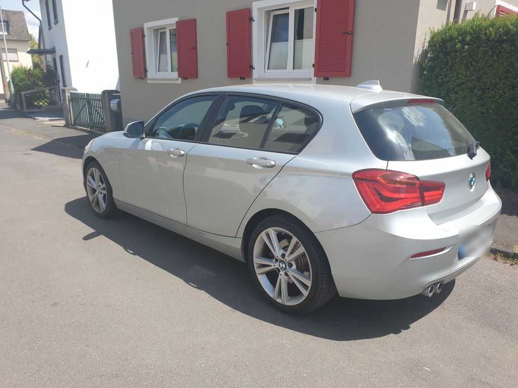 Image of BMW 120