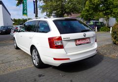 Fahrzeugabbildung Skoda Octavia Combi Elegance DSG Tempomat Klim SHZ PDC