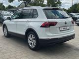 Volkswagen Tiguan United 1,5 TSI DSG Matrix Navi ACC ParkAs - Volkswagen Tiguan UNITED mit Benzin-Antrieb