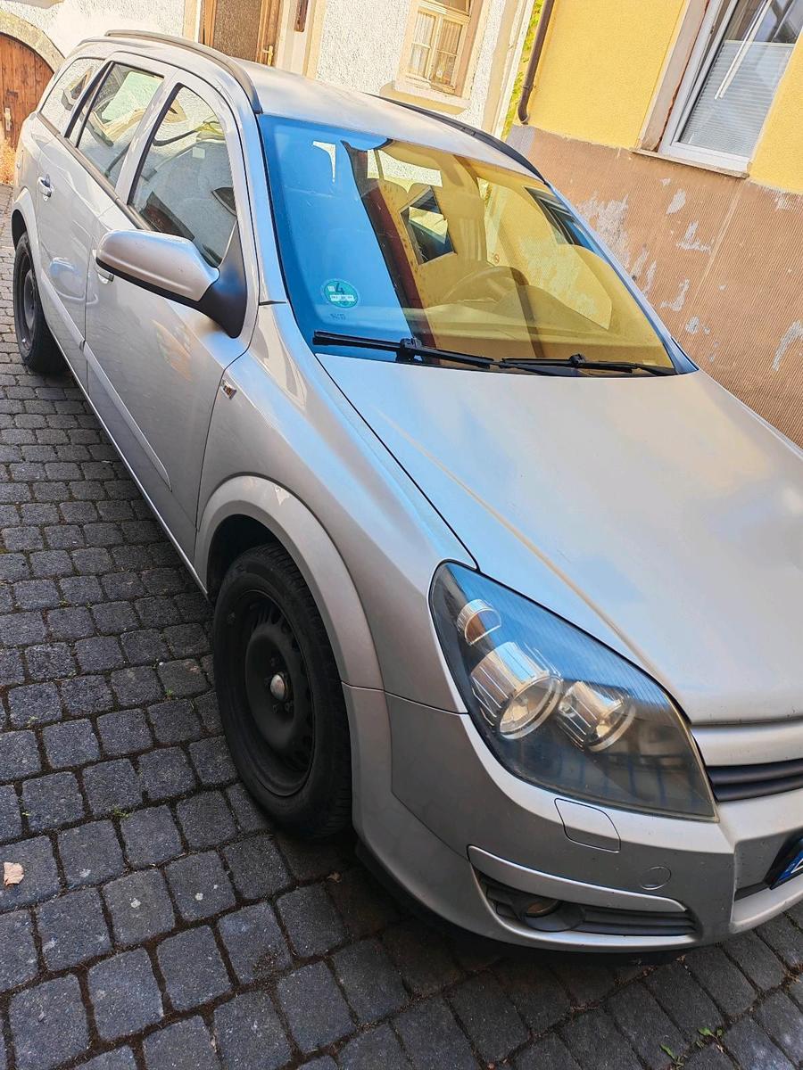 Opel Astra 2005 — photo 8