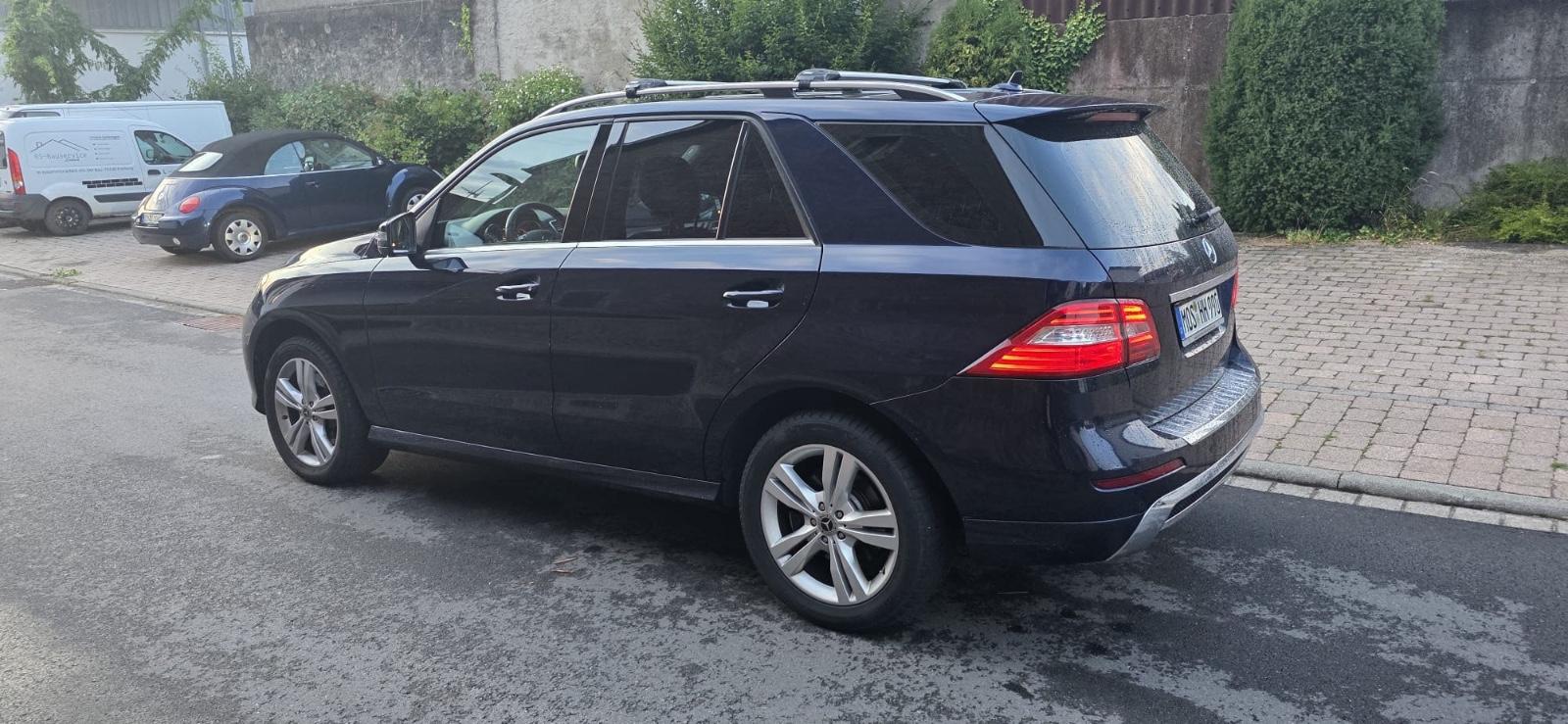 Mercedes-Benz ML 350 BlueTEC 4MATIC AMG Line