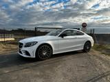 Mercedes-Benz C 400 4MATIC | Burmester & Volldigitales Tacho