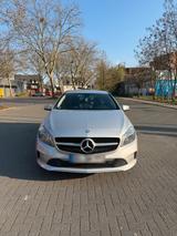 Mercedes-Benz Mercedes Benz A180 W176 - Mercedes-Benz A-Klasse W176