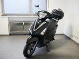 Yamaha D'elight 125 mit TopCase - YAMAHA ROLLER 125