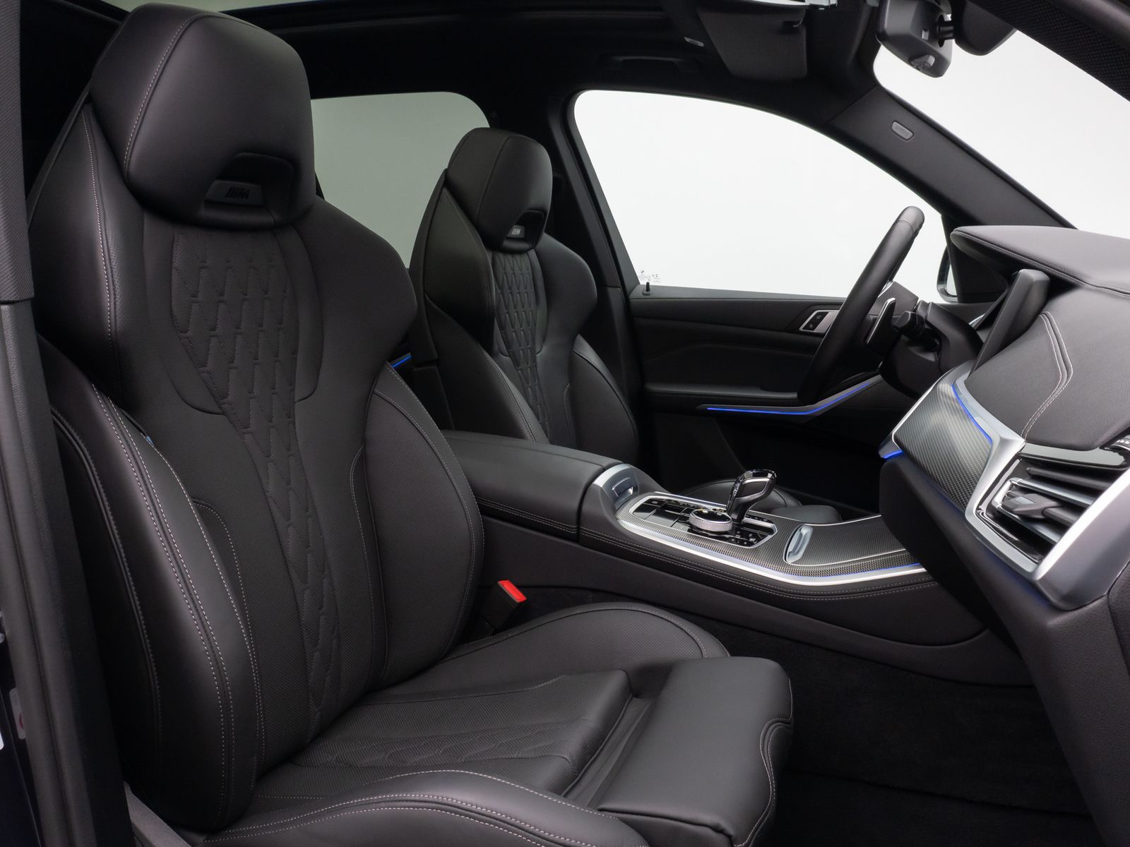 Fahrzeugabbildung BMW X5 xD40d M Sport SkyLounge 360°HUD DAB HiFi 21"