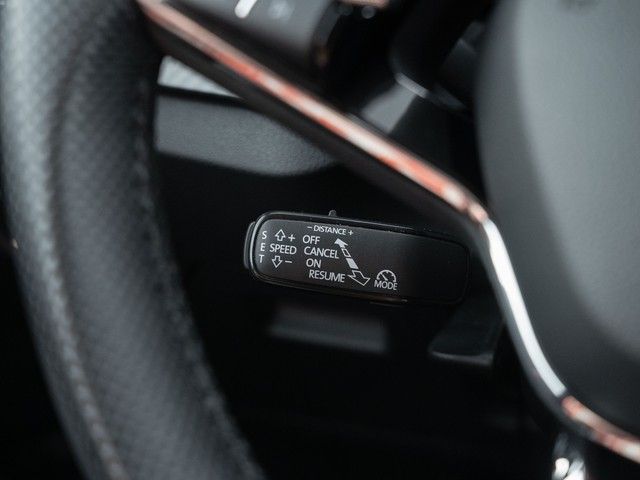 Kamiq 1.0 TSI Monte Carlo DSG PANO+LED+RFK