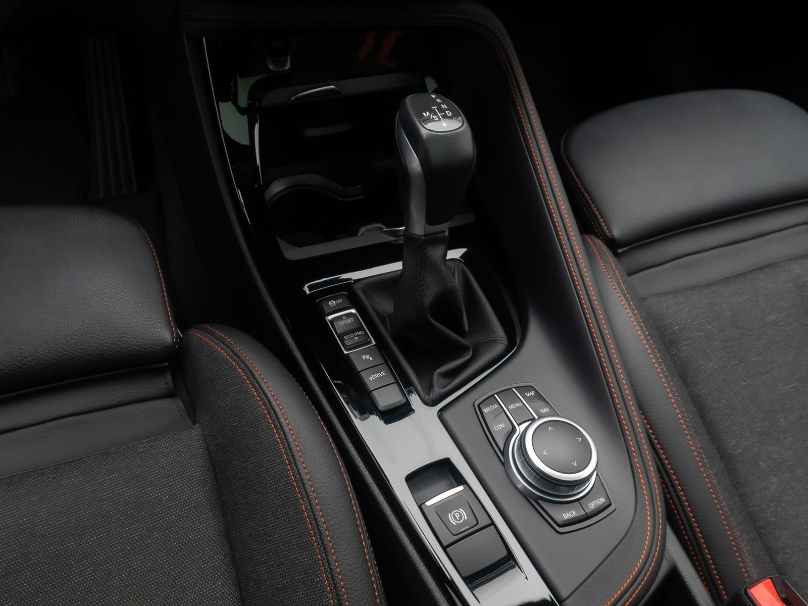 Fahrzeugabbildung BMW X1 xD25e Sport Line Kamera Alarm NaviPlus 18Zoll
