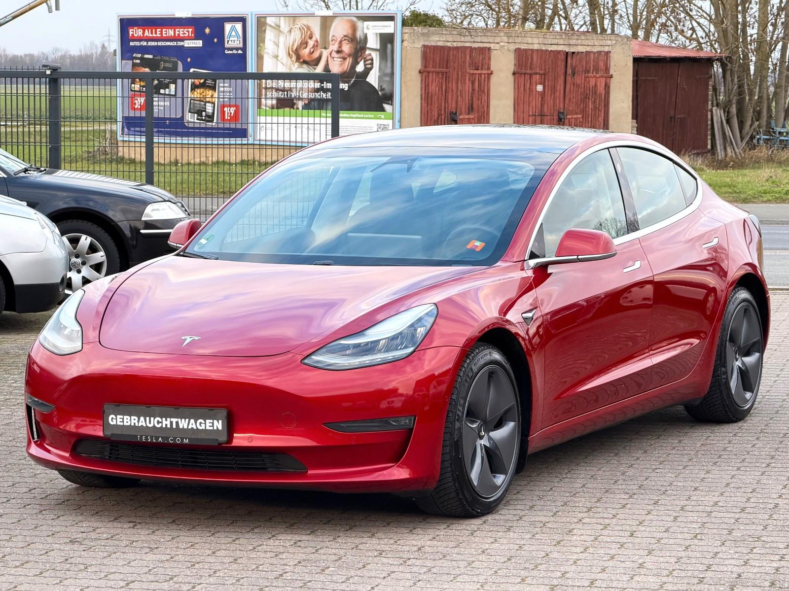 Tesla Model 3 Long Range 79 kWh AHK 1.Hand