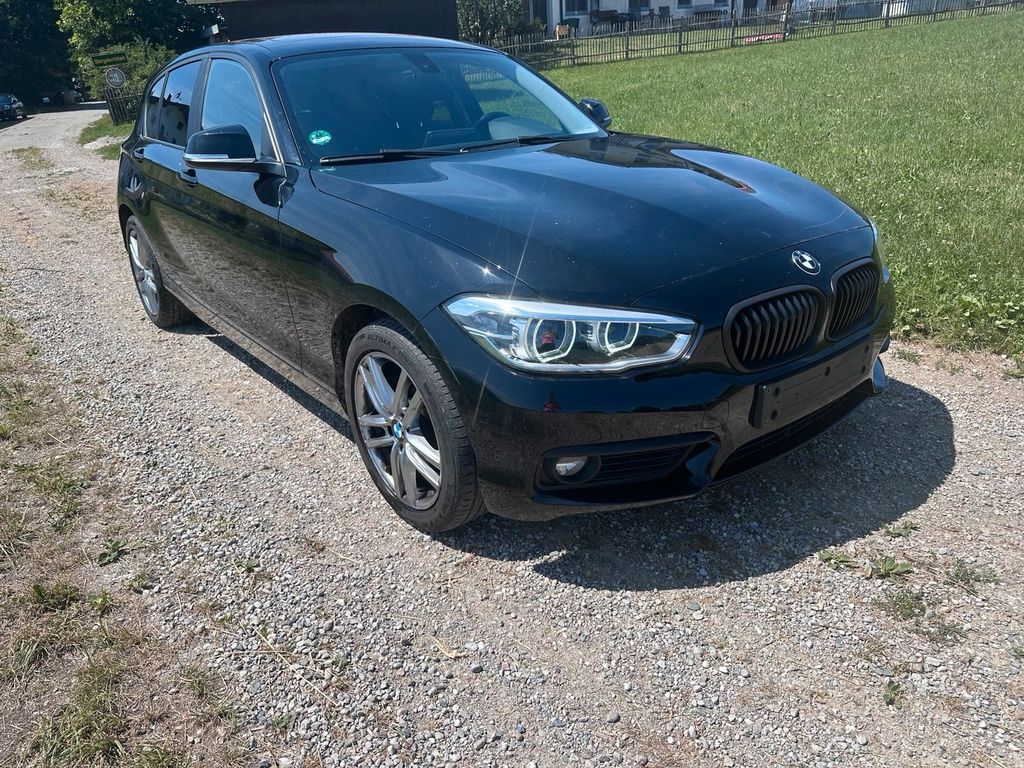 Image of BMW 120