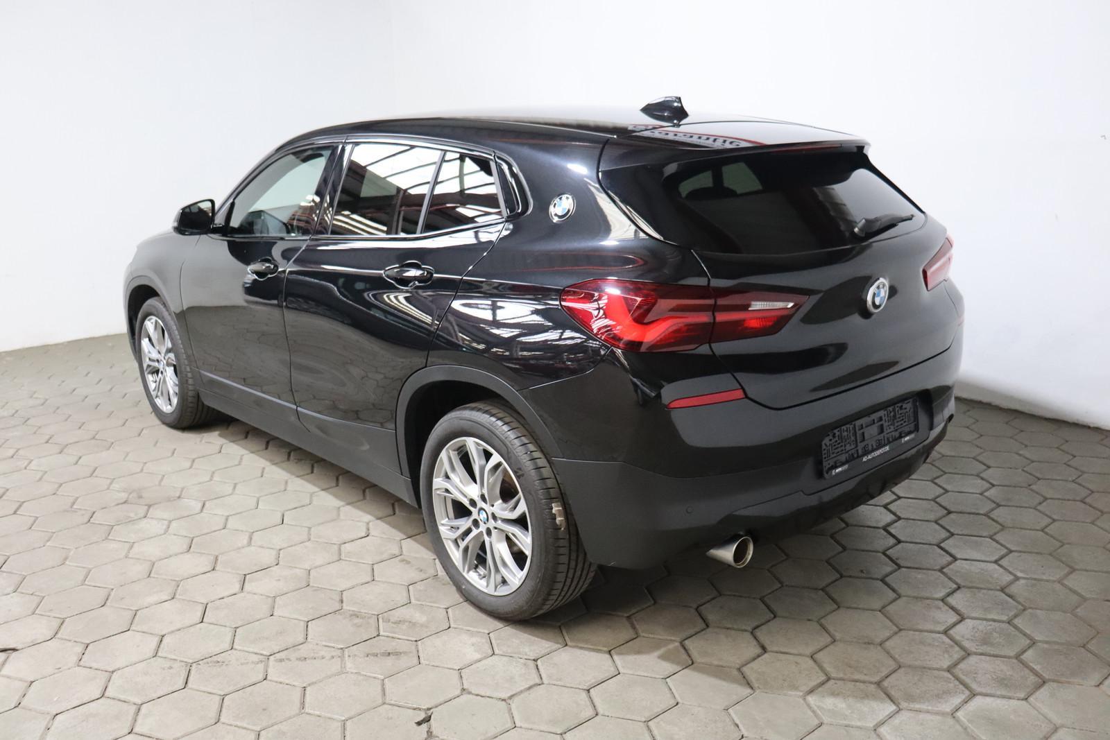 BMW X2 sDrive 18 i Advantage Plus LED*NAVI*GRA*AHK, миниатюра 4