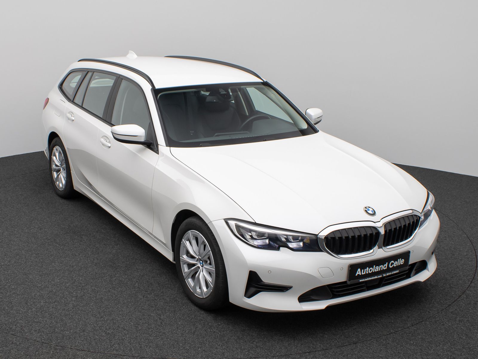 Fahrzeugabbildung BMW 320d xD DAB CockPitPro Stop&Go Alarm PDC Sport