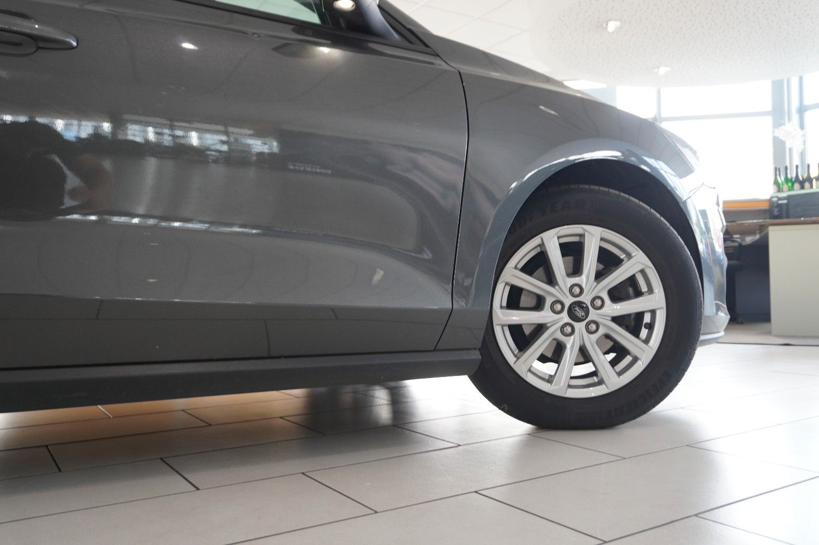 Fahrzeugabbildung Ford Focus Turnier 1.5D COOL & CONN. NAVI/LED/KAMERA