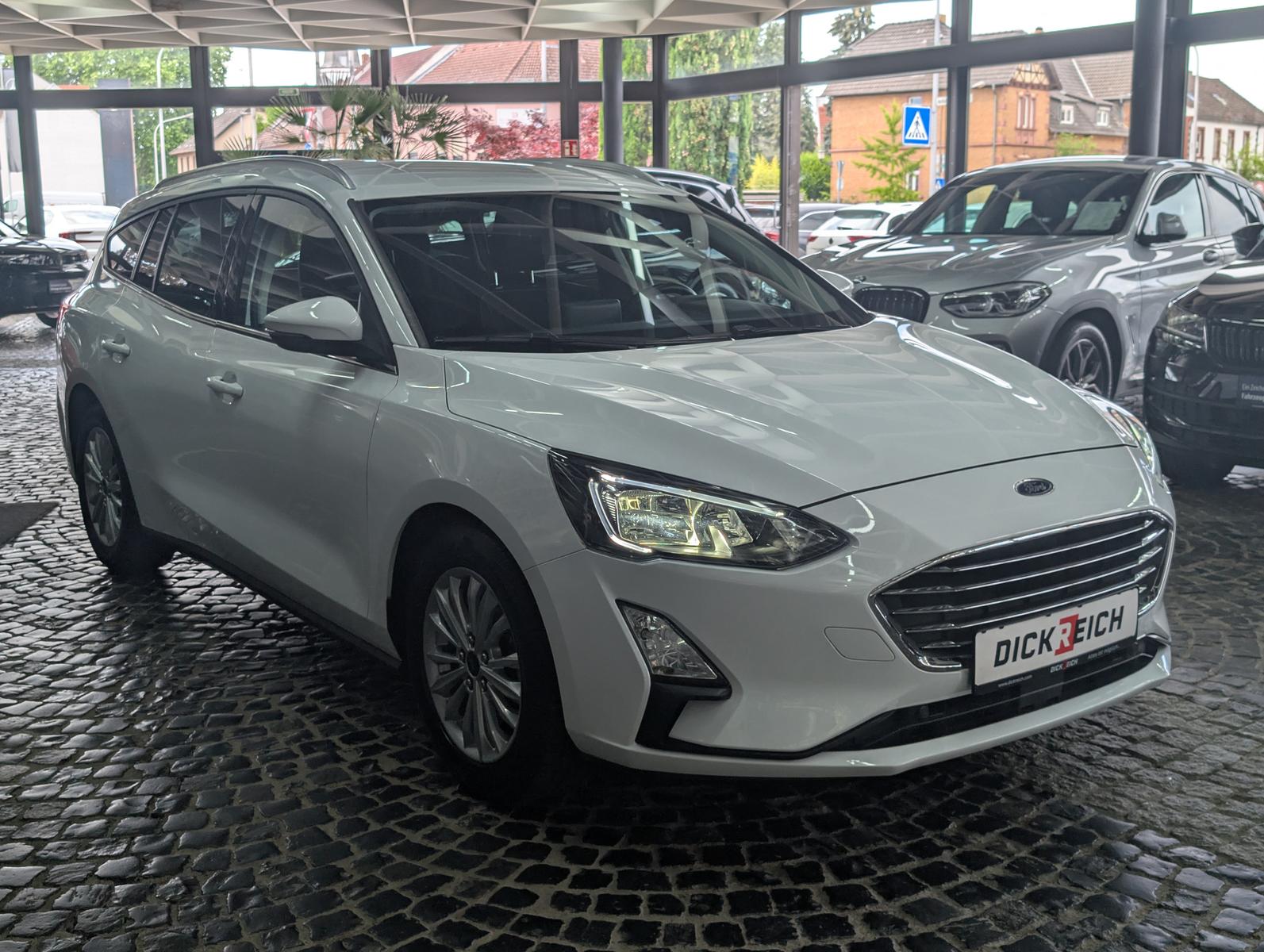 Ford Focus Titanium 1.5 EB KAMERA TEMP APP LED MFL LM