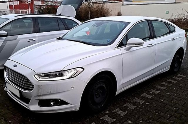 Ford Mondeo/Limousine/2.0TDCI/Aut/LED/Kamera