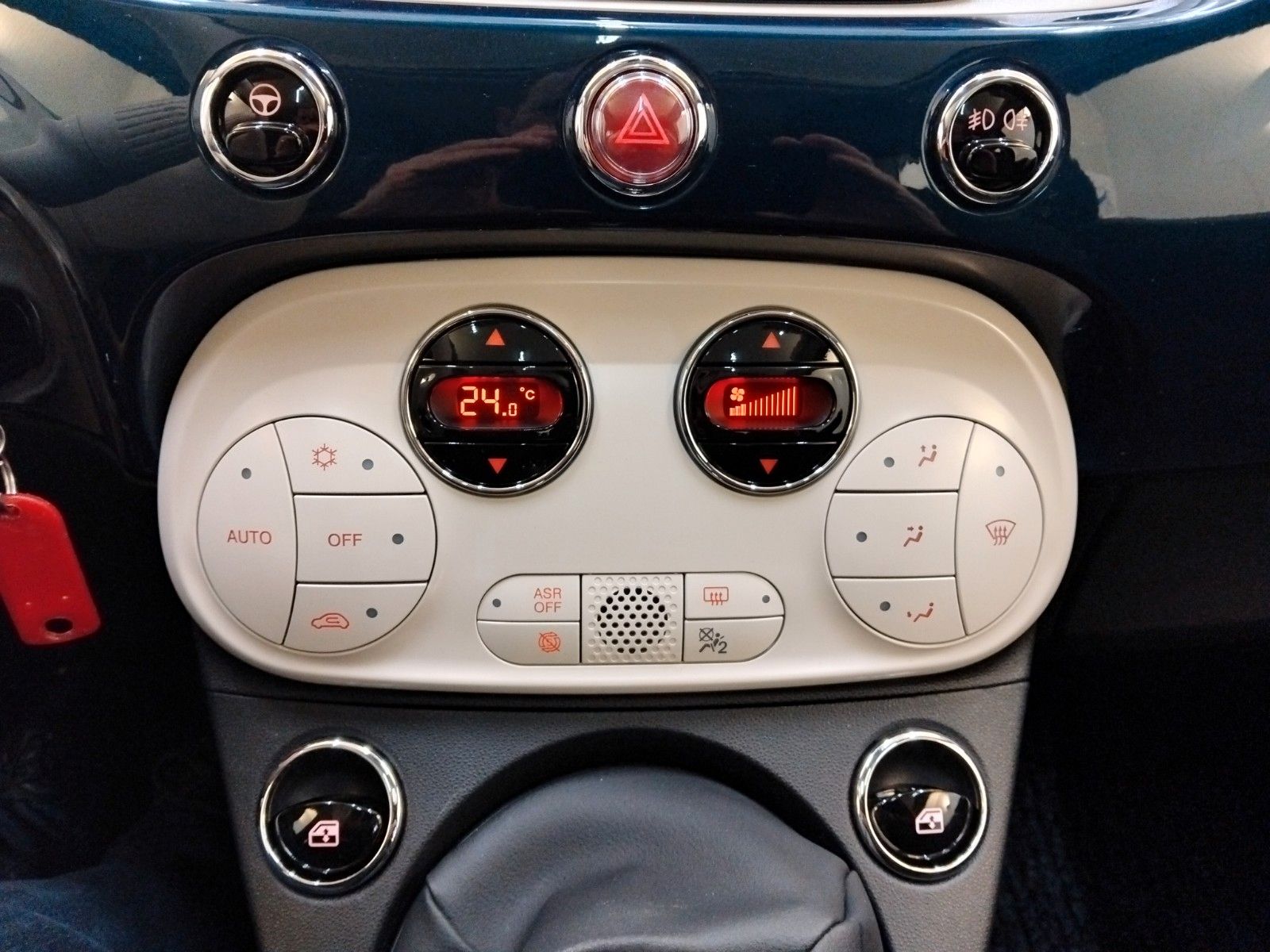 Fiat 500 (06/2026, Benzin)