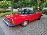 Mercedes-Benz SL 380 - rote Mercedes-Benz SL 380