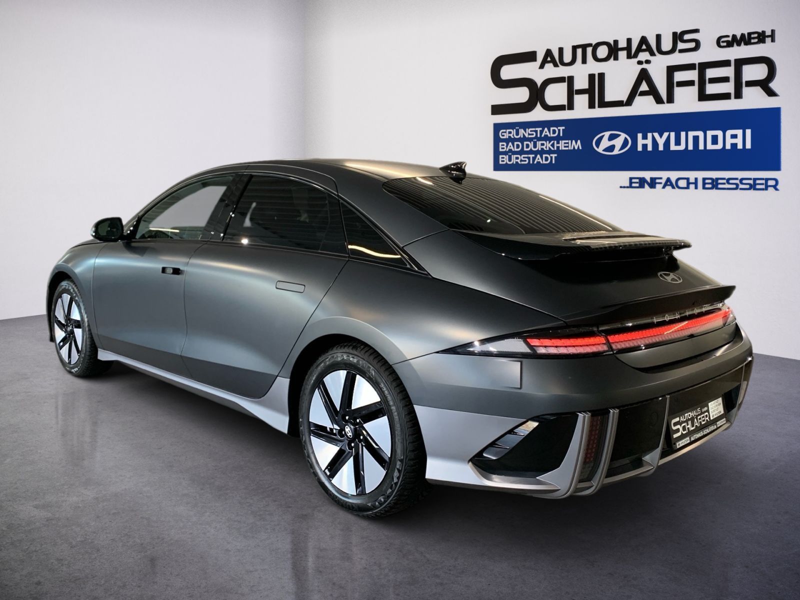 Fahrzeugabbildung Hyundai IONIQ 6 Techniq Elektro 4WD 77,4 kWh