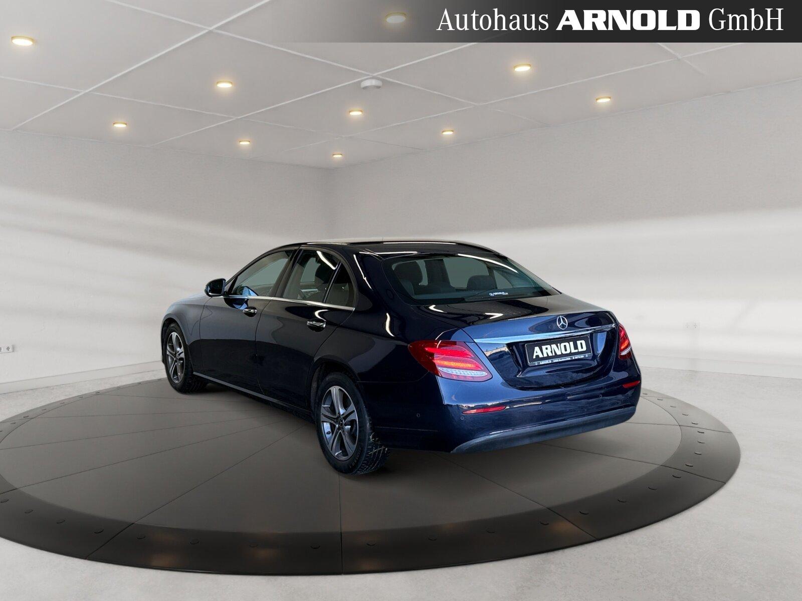 Mercedes-Benz E 220 d DISTRONIC Standhzg. Kamera KeylessGo !