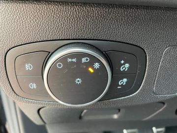 Ford Focus - 11