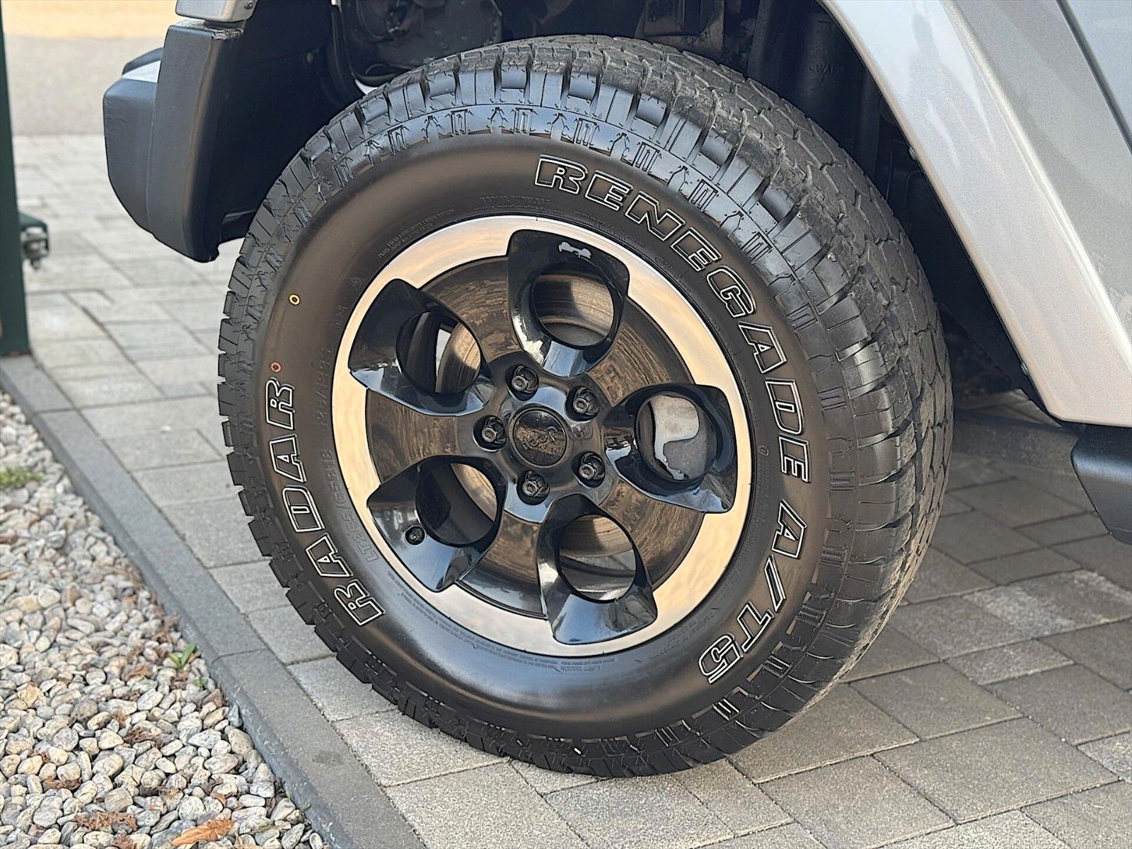 Fahrzeugabbildung Jeep Wrangler 3.6 V6 4x4 Unlimited Polar *LED*Hardtop
