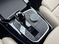 Fahrzeugabbildung BMW X3 M40d xDrive PANO LED LEDER H&K