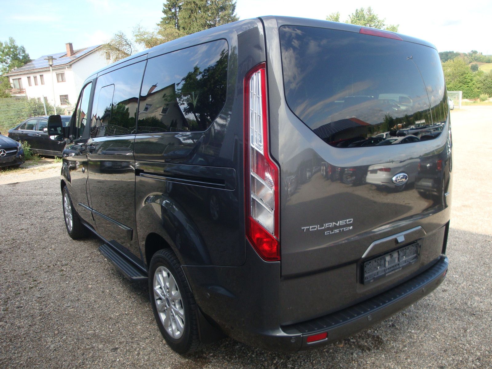 Ford Tourneo Custom 320 L1 Tourneo Hybrid imagem 3
