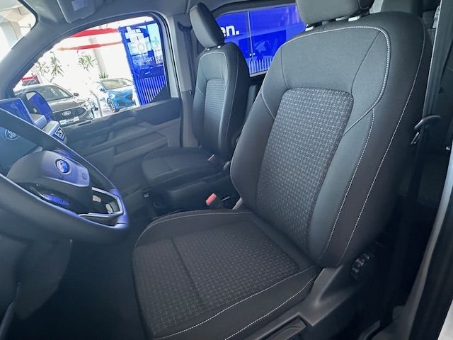 Fahrzeugabbildung Ford Transit Custom E 320 L2 Trend Doppelkabine RWD E