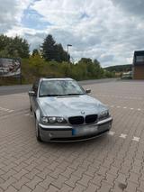 BMW e46  318i - BMW 318 Limousine E46 318i mit Benzin-Antrieb