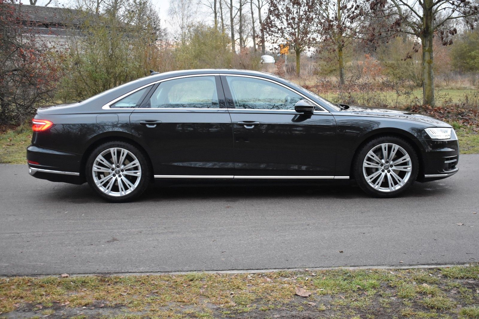 Fahrzeugabbildung Audi A8 50 TDI 3.0 TDI quattro *HU*B&O*Mietkauf mögl.