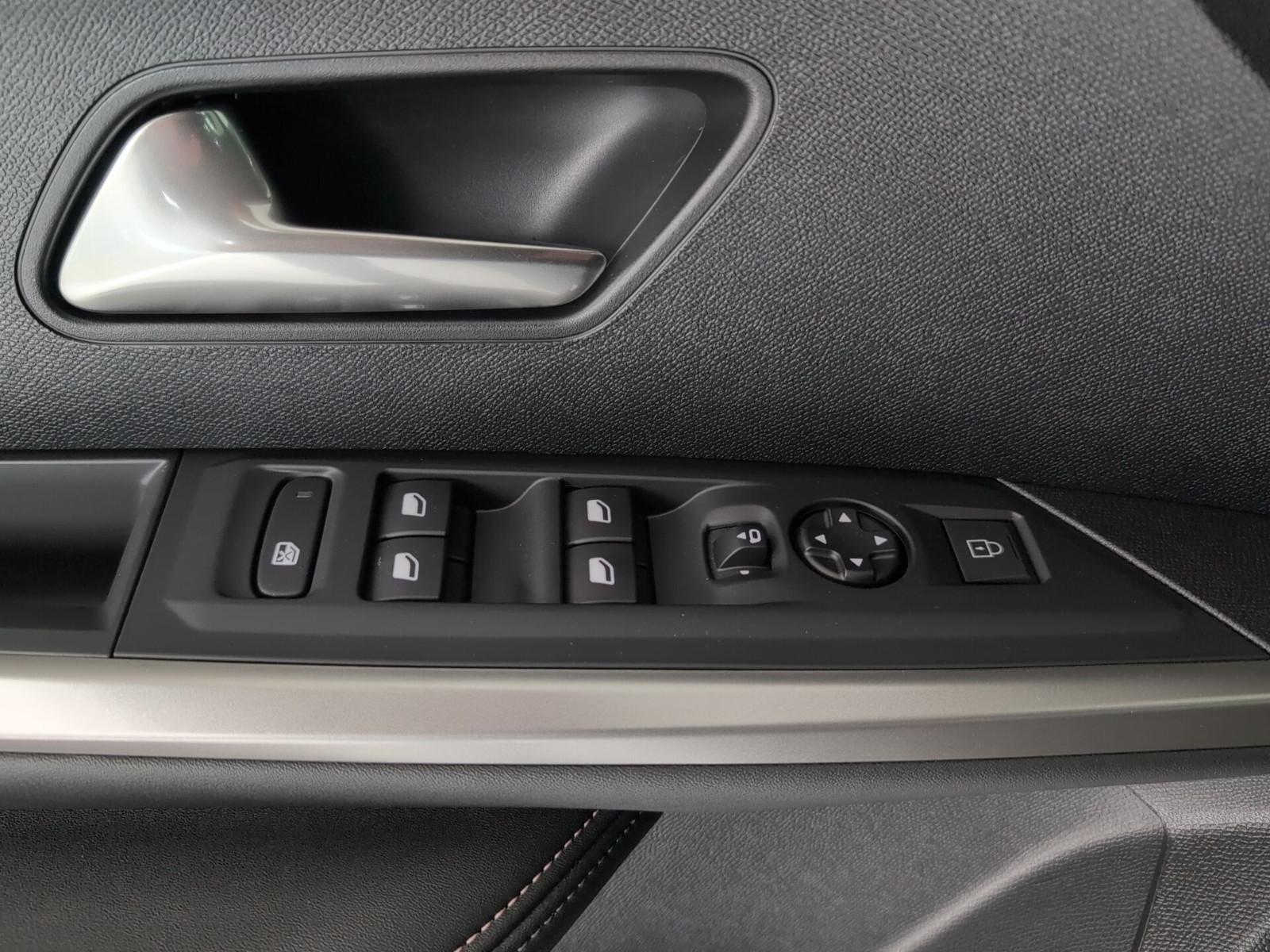 Peugeot 3008 Hybrid 145 e-DSC6 Allure Allwetter CarPlay