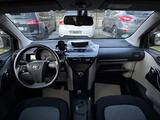Toyota iQ + 1.33 Dual-VVT-i*TÜV neu*1.Hand*SHZ*Klima - Toyota Gebrauchtwagen in Berlin