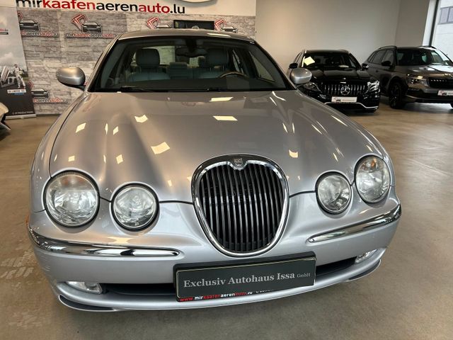 Jaguar S-Type 2.5 V6 Executive**LEDER**PDC**SHZ**