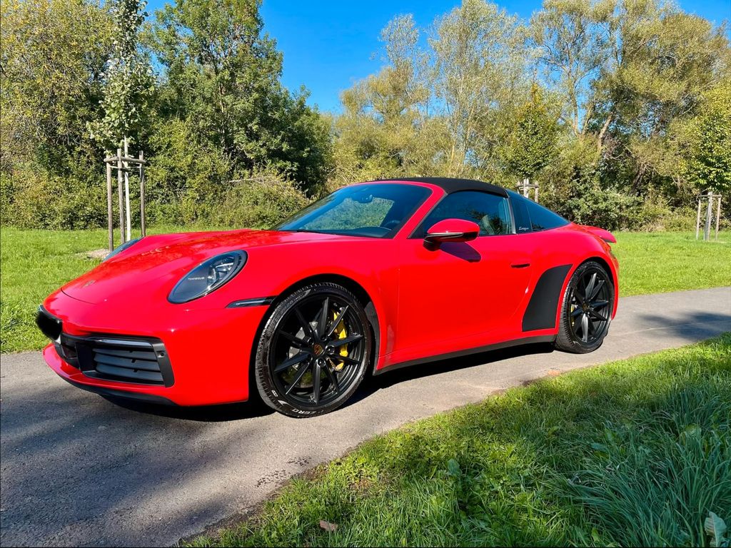 Image of Porsche 992