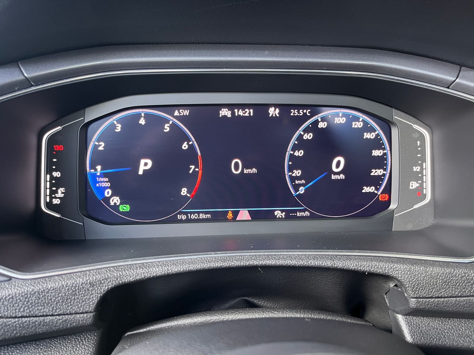 Fahrzeugabbildung Volkswagen T-Roc Cabriolet R-Line AHK LED NAVI ALU