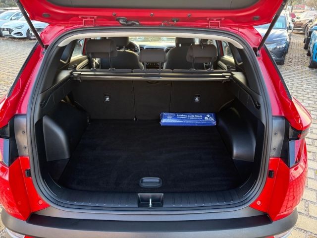 Fahrzeugabbildung Hyundai Tucson Pure 2WD +KLIMA+TEMPOMAT+CARPLAY+RADIO+UV