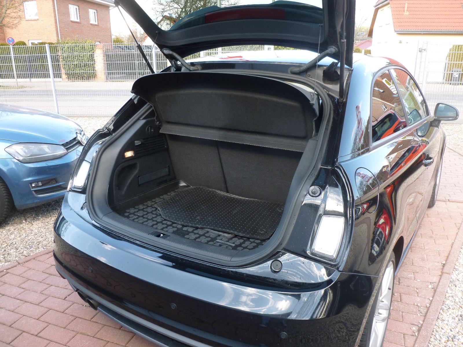 Audi A1 3x S-LINE LED/S-Tronic/Navi/T-Leder/BT