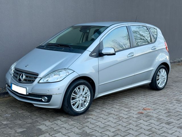 Mercedes-Benz A 180 CDI Automatik Klima SHZ Tempomat AHK