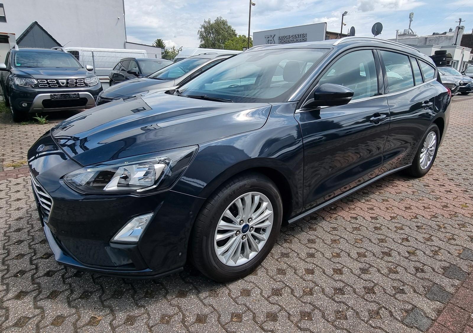 Ford Focus Turnier Titanium-1.HD-B&O-KAMERA-TOTWINKEL