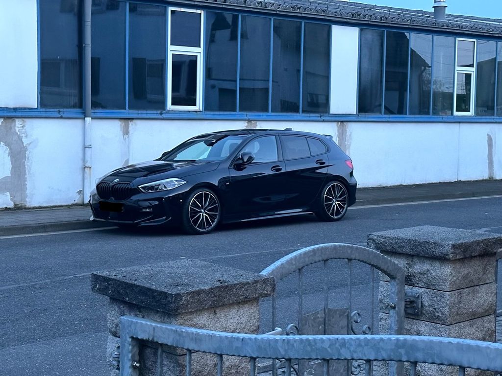 Image of BMW 118