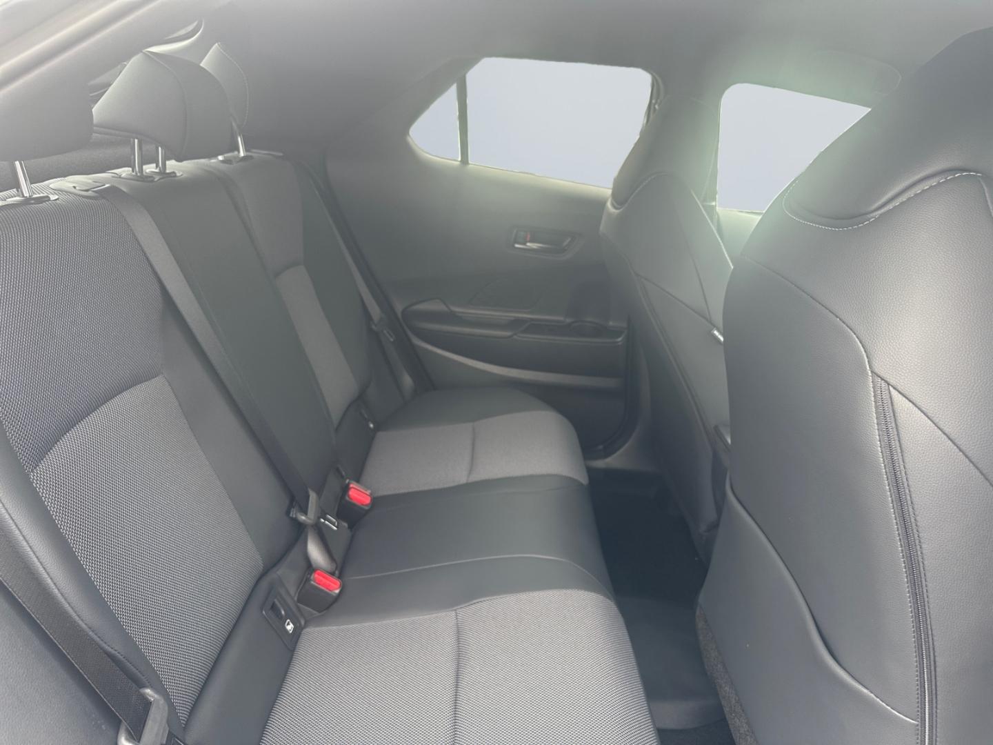 Toyota C-HR 2.0 PHEV LOUNGE *ELEKTR.HECKKL.*CAM*SHZ*LHZ