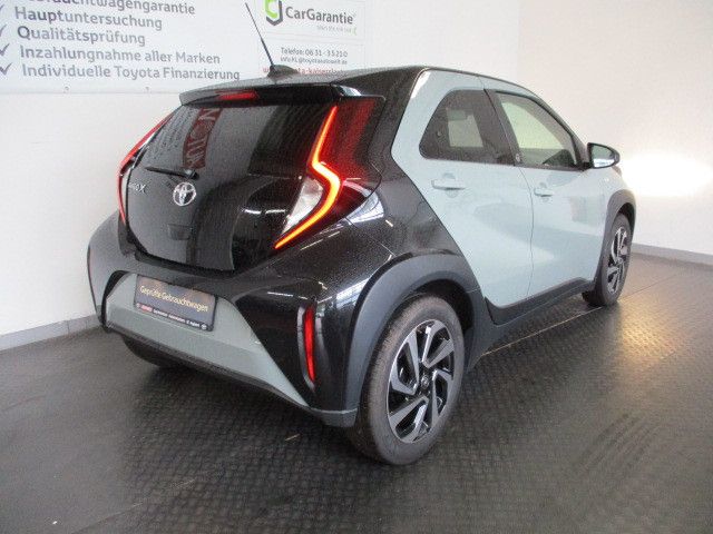 Fahrzeugabbildung Toyota Aygo X Team D