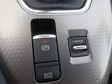 Nissan Qashqai N-Connecta EU6e MY24 1.3 DIG-T MHEV NAVI