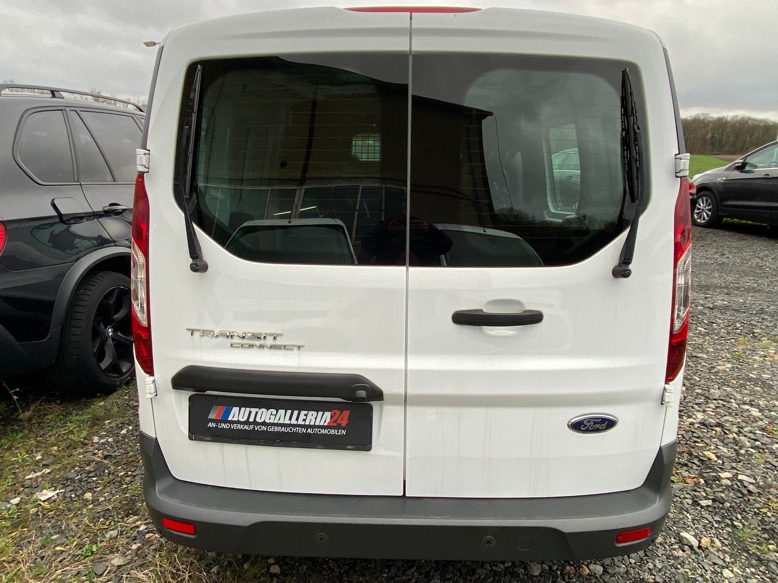 Fahrzeugabbildung Ford Transit Connect*Navi, Klima, PDC, Kamera, 1 Hand