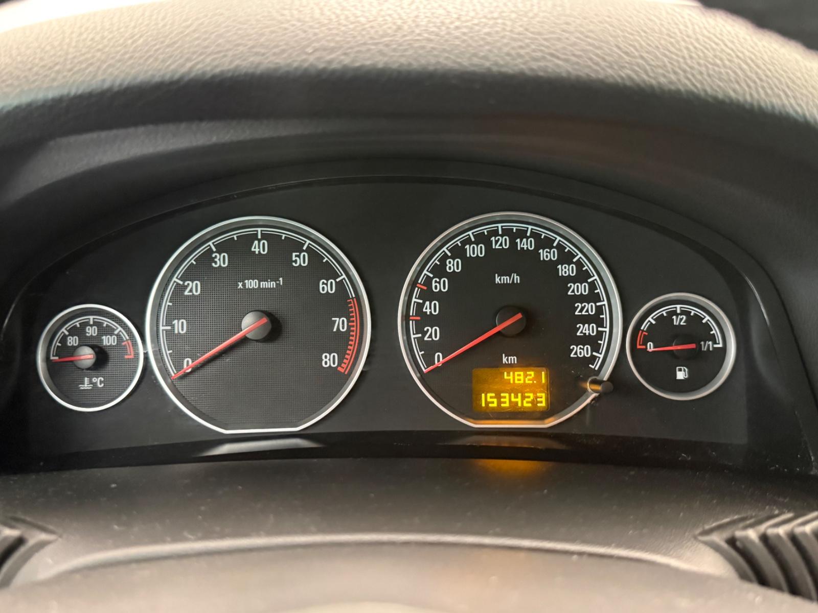 Opel Vectra 2006 — photo 24
