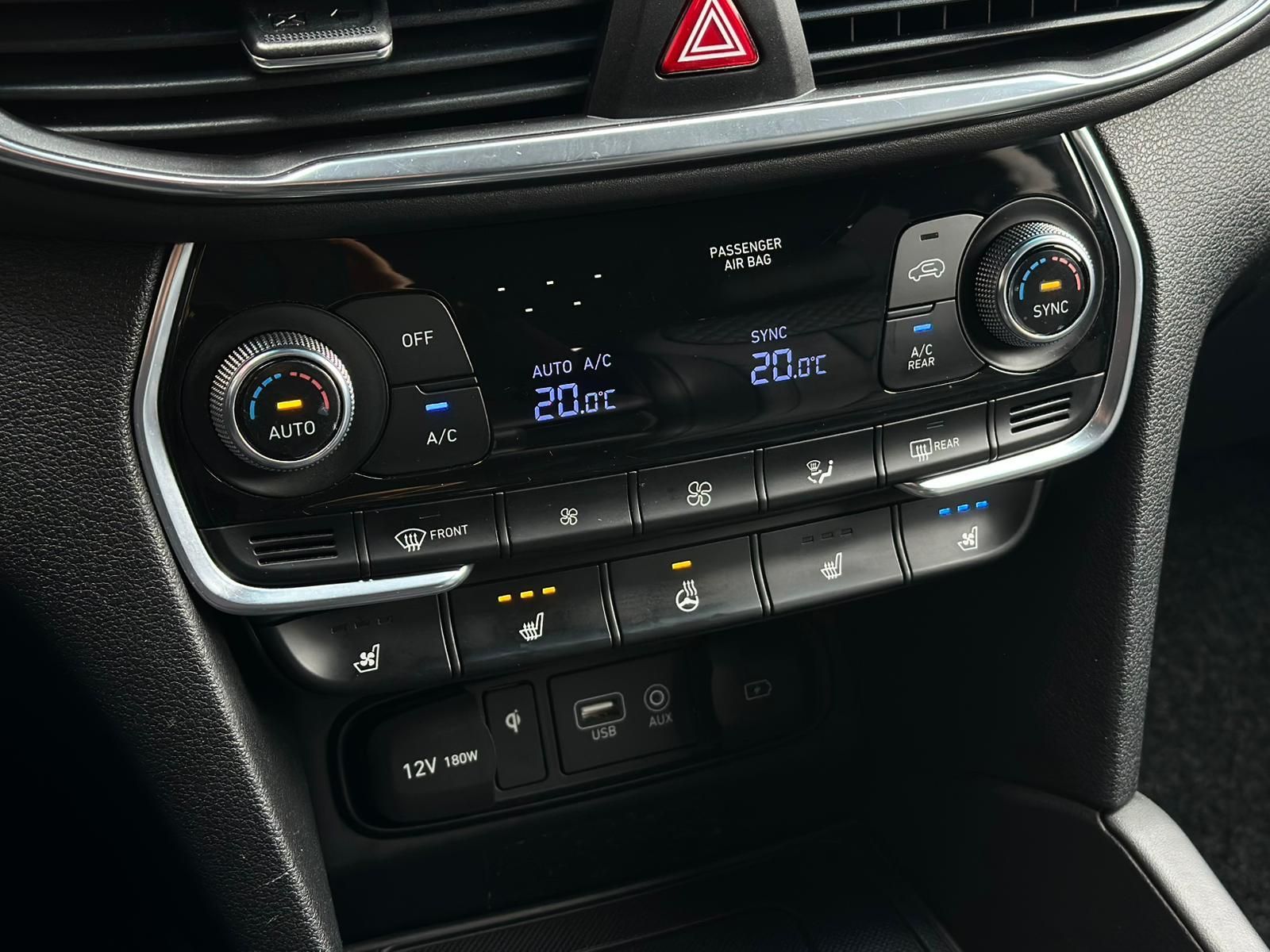 HYUNDAI SANTA FE 2.2CRDi PREMIUM SEVEN 4WD* LED#4xSHZ#LH - Image 15