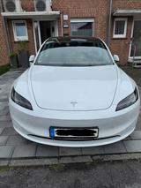 Tesla Model 3 Hinterradantrieb RWD RWD - Tesla Gebrauchtwagen von 2024