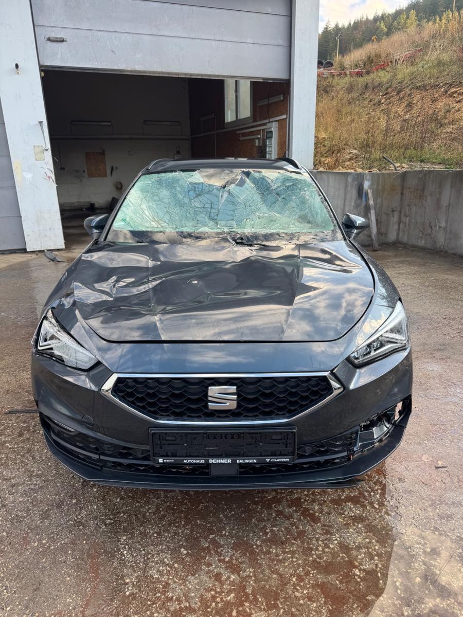 Seat Leon Sportstourer Style/AUTOMATIK/ACC/LED/EURO6