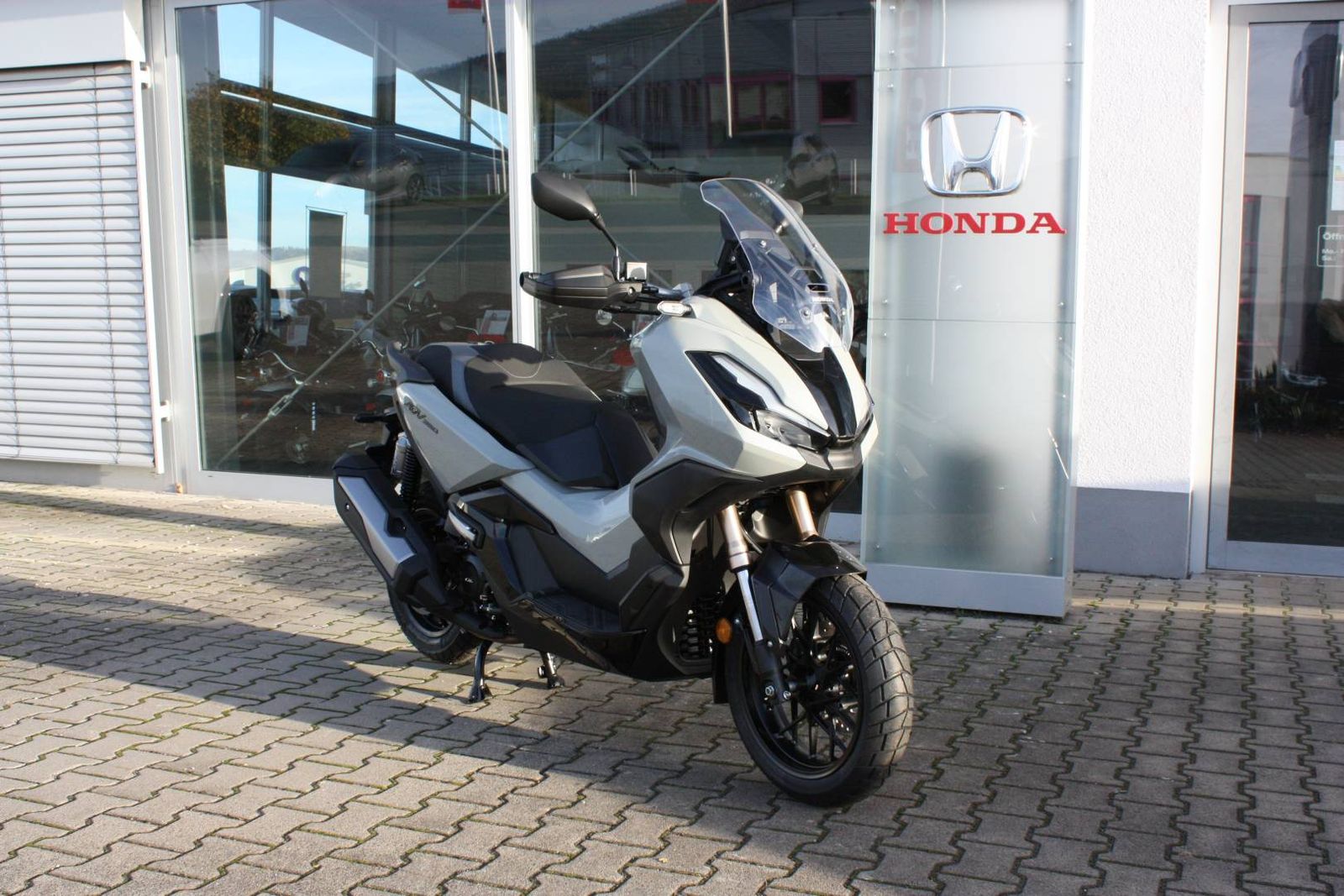 Fahrzeugabbildung Honda ADV 350  MY2024